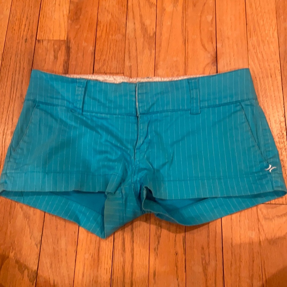 Hurley woman’s shorts in size 7